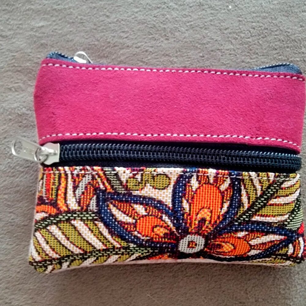 NWOT - Adorable handmade change purse imported from Ecuador!